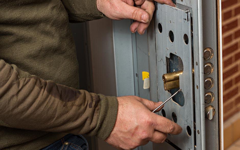 urgence serrure porte Grisy-Suisnes